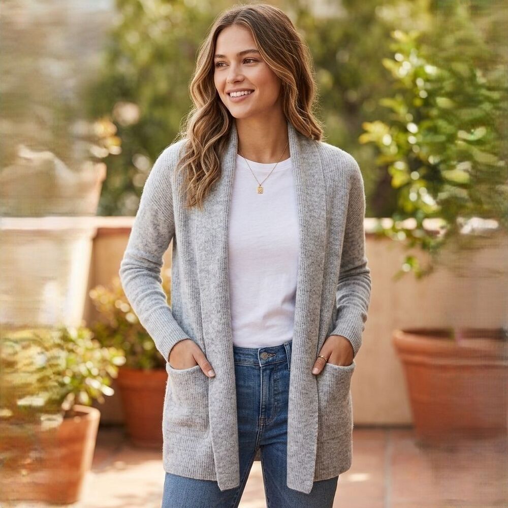 Banana Republic Gray Cardigan Sweater Womens PXS Petite Ribbed Knit Wool